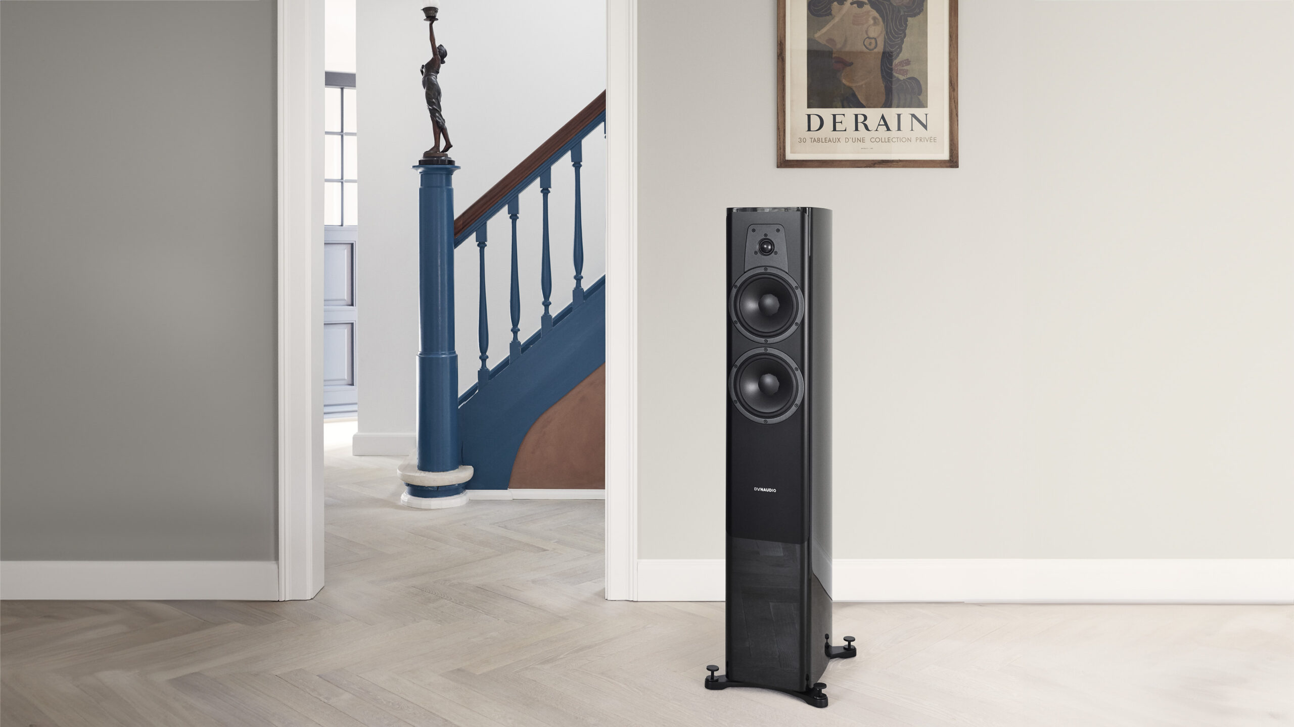 Dynaudio Contour 30i 7 Dynaudio Contour 30i Black high gloss lifestyle